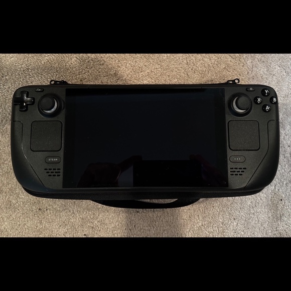 Steam Deck LCD 256GB with Official Valve Dock and Original Carrying Case - Picture 3 of 10